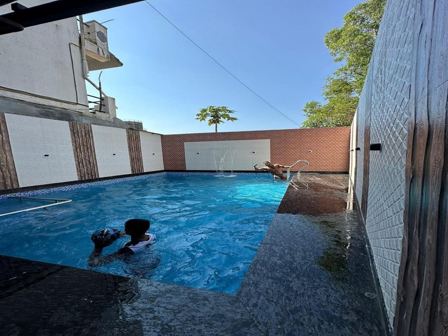 מלון Kārli Karla Retreat Karla מראה חיצוני תמונה
